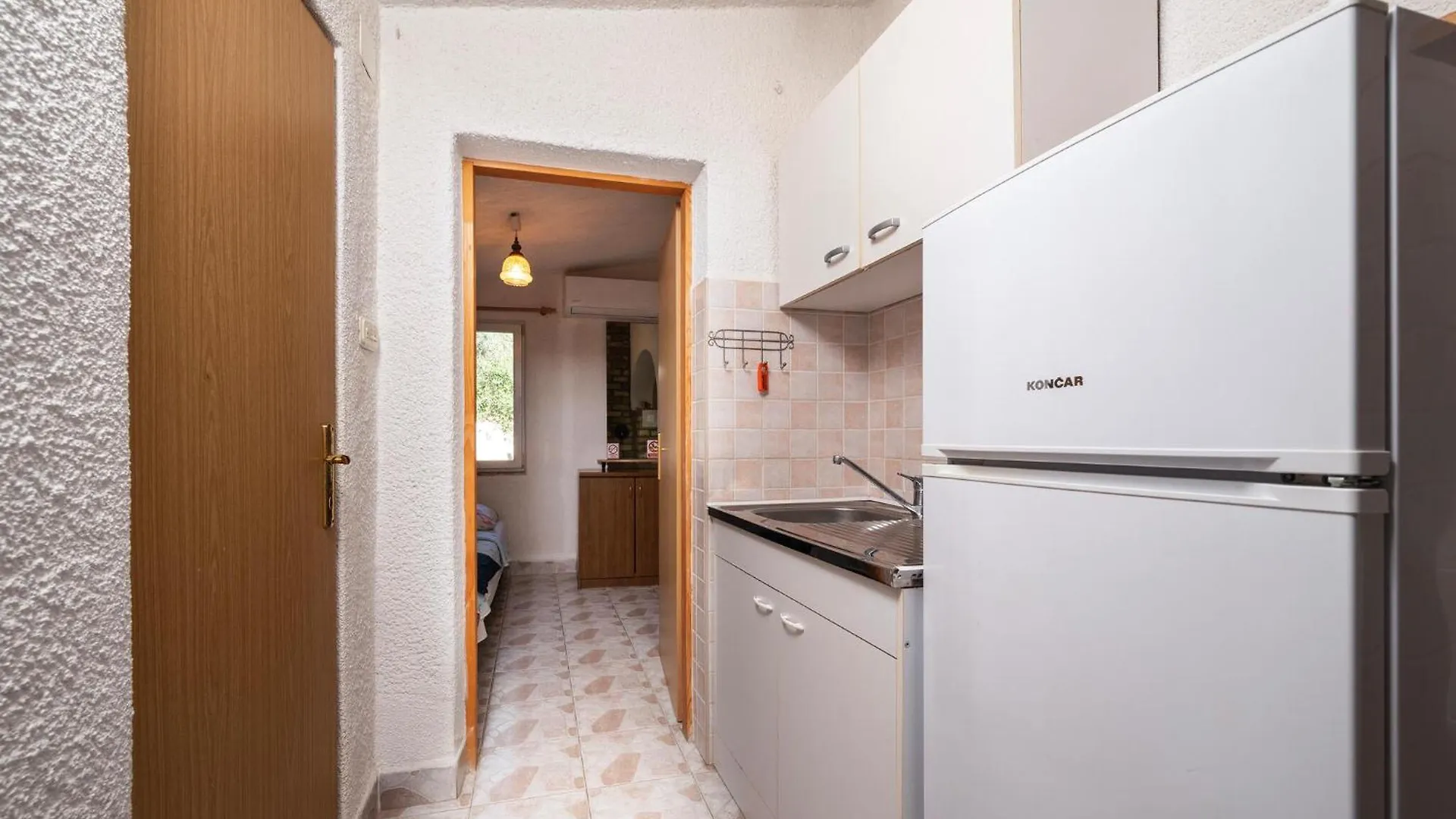 2 Bedroom Beautiful Home In Liznjan Croatia